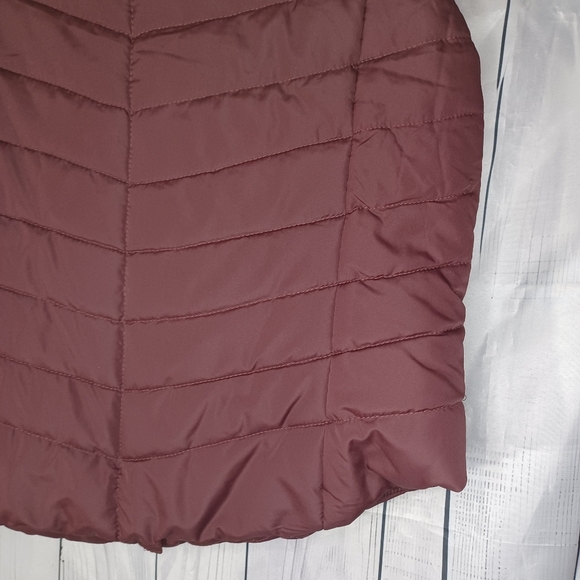 Aeropostale puffer vest - Picture 9 of 11